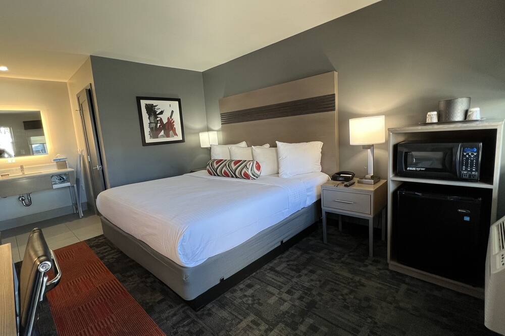 Photo of Bedroom in Downtown San Jose
