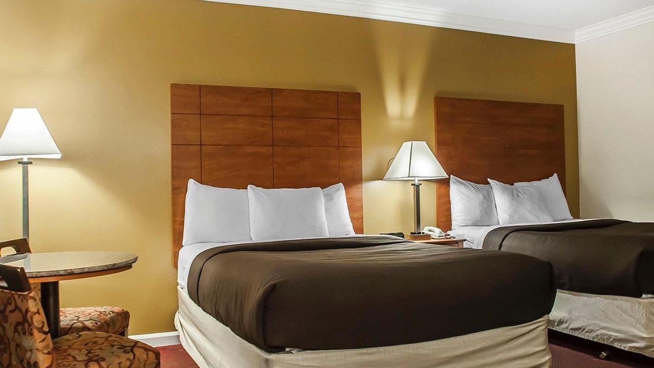 Photo of Bedroom in Niagara Falls