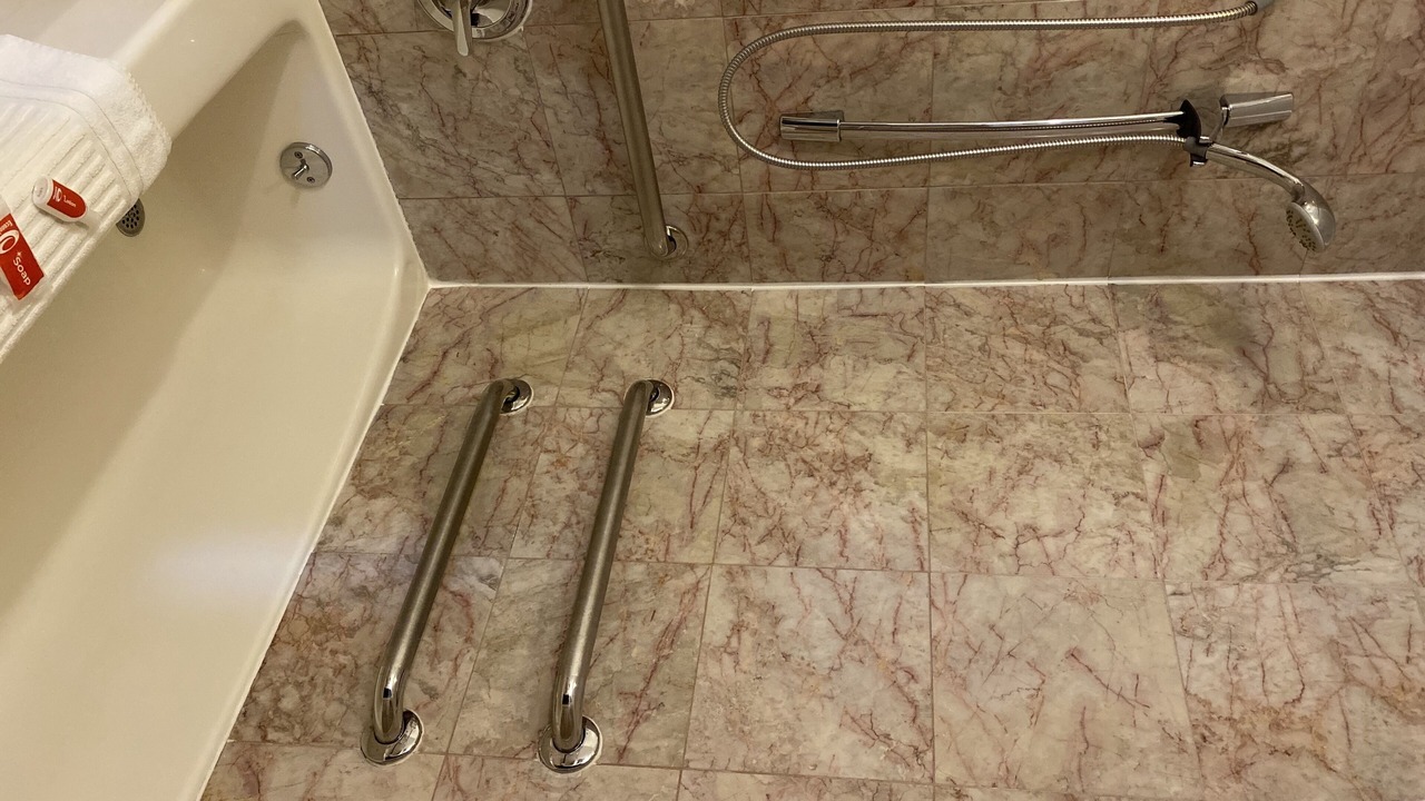 Photo of Bathroom in Niagara Falls