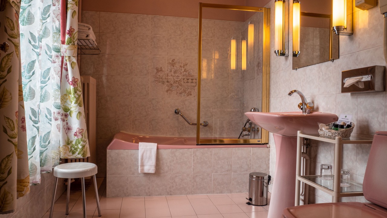 Photo of Bathroom in La Ferte-sous-Jouarre