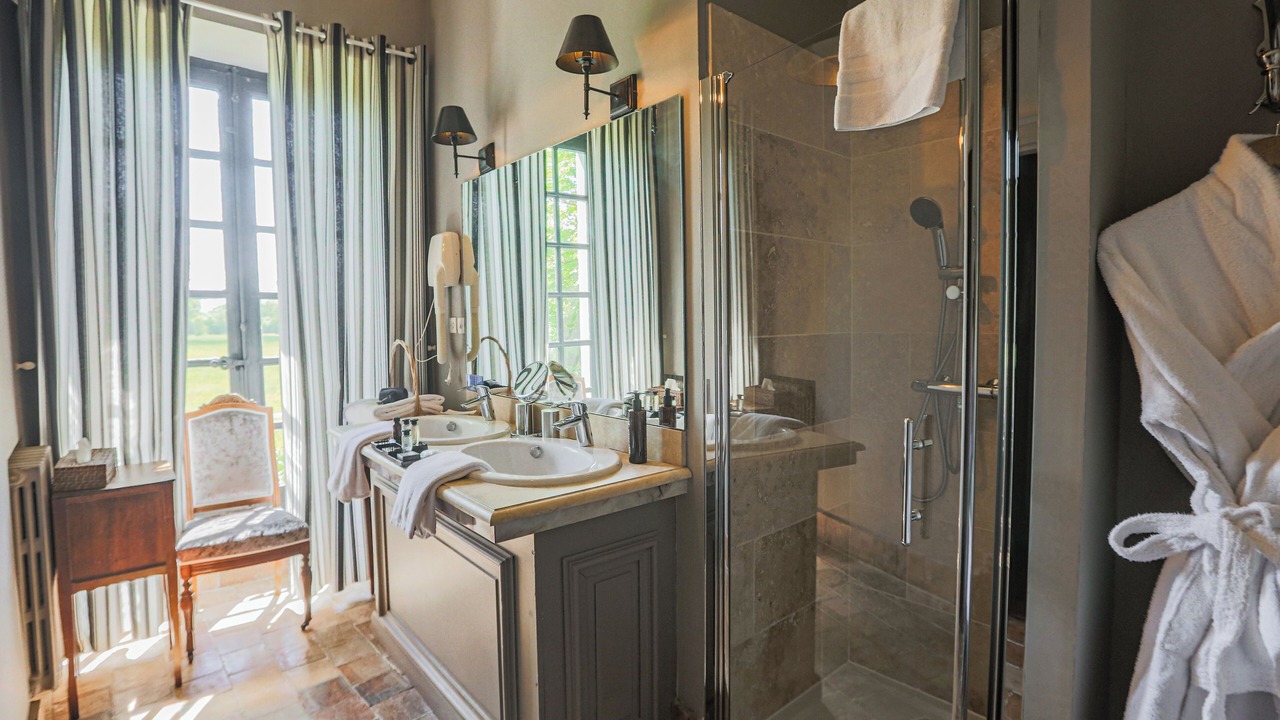 Photo of Bedroom in Champigne