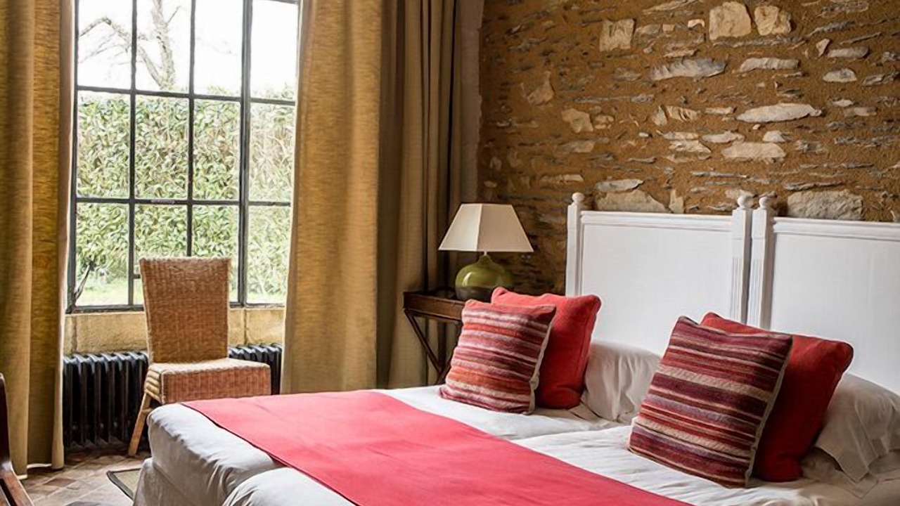 Photo of Bedroom in Champigne