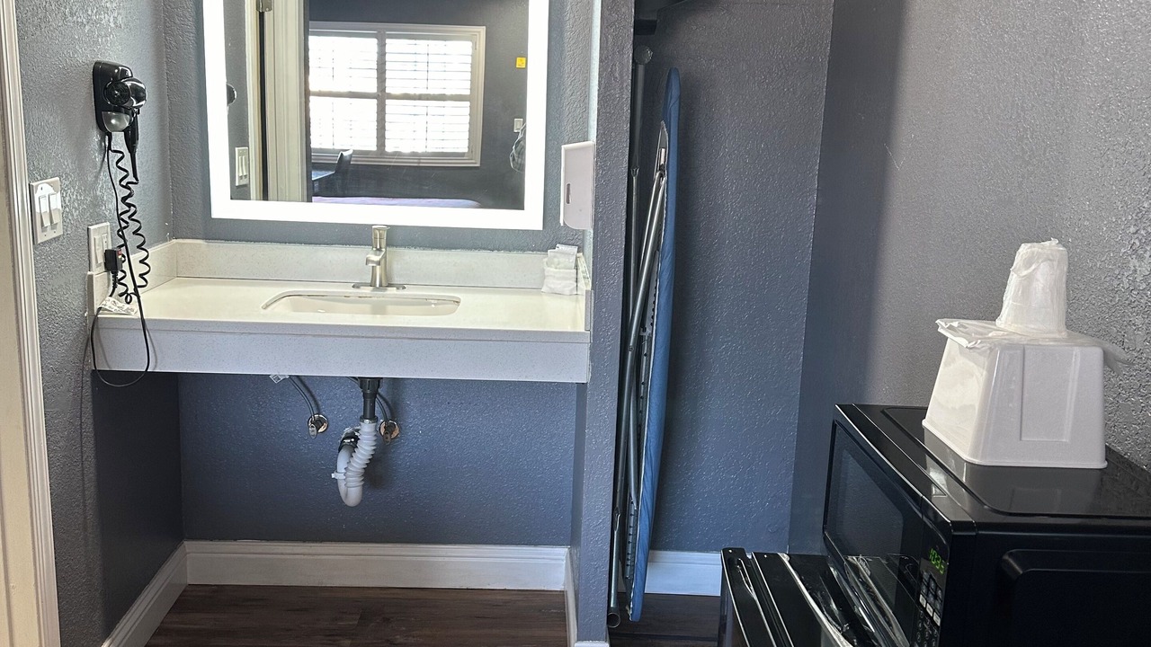 Photo of Bathroom in Beach Hill - Beach Flats