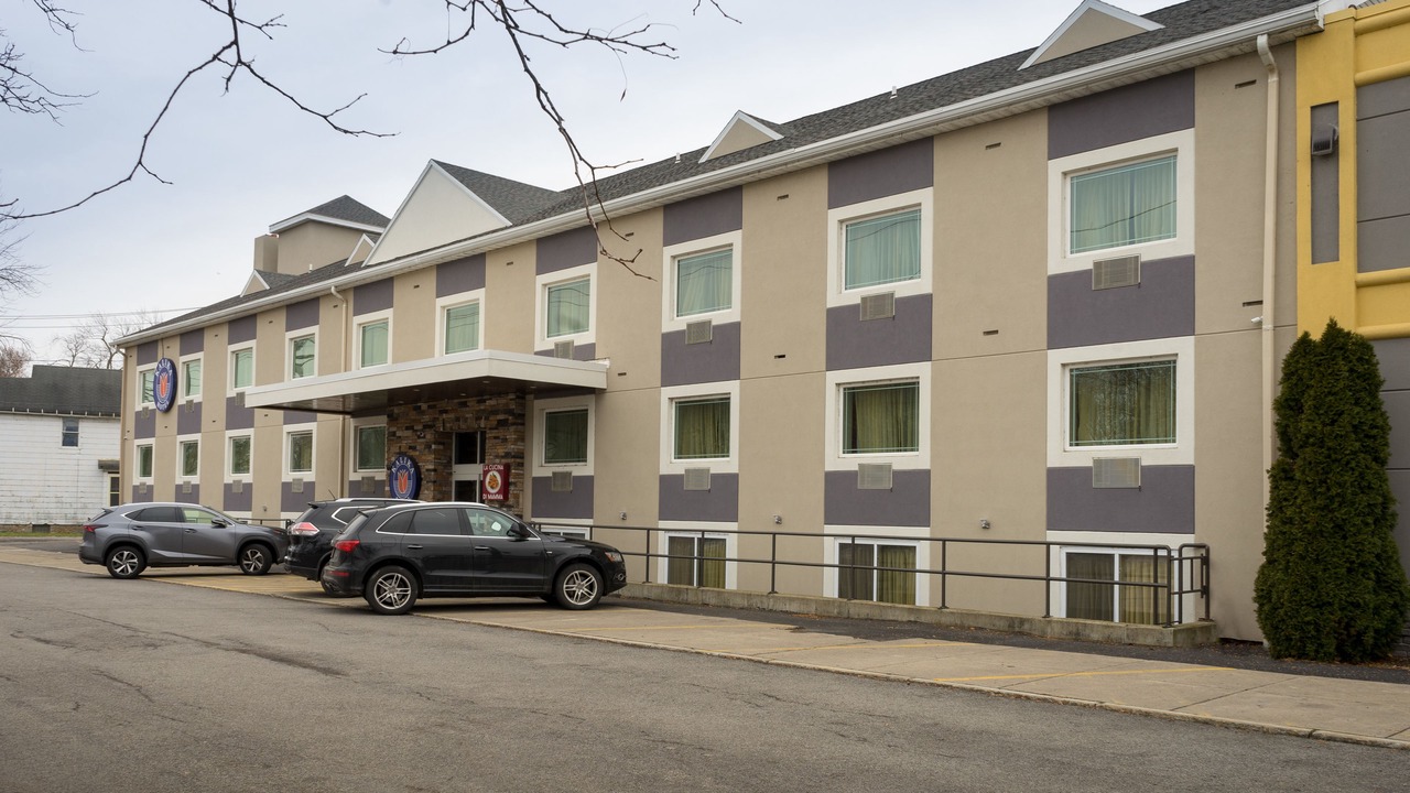 Photo of Outdoor in Downtown Niagara Falls