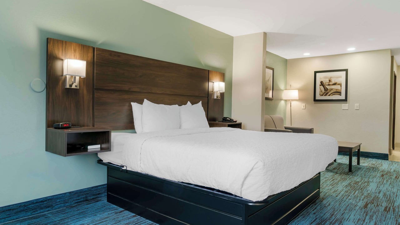Photo of Bedroom in Clare
