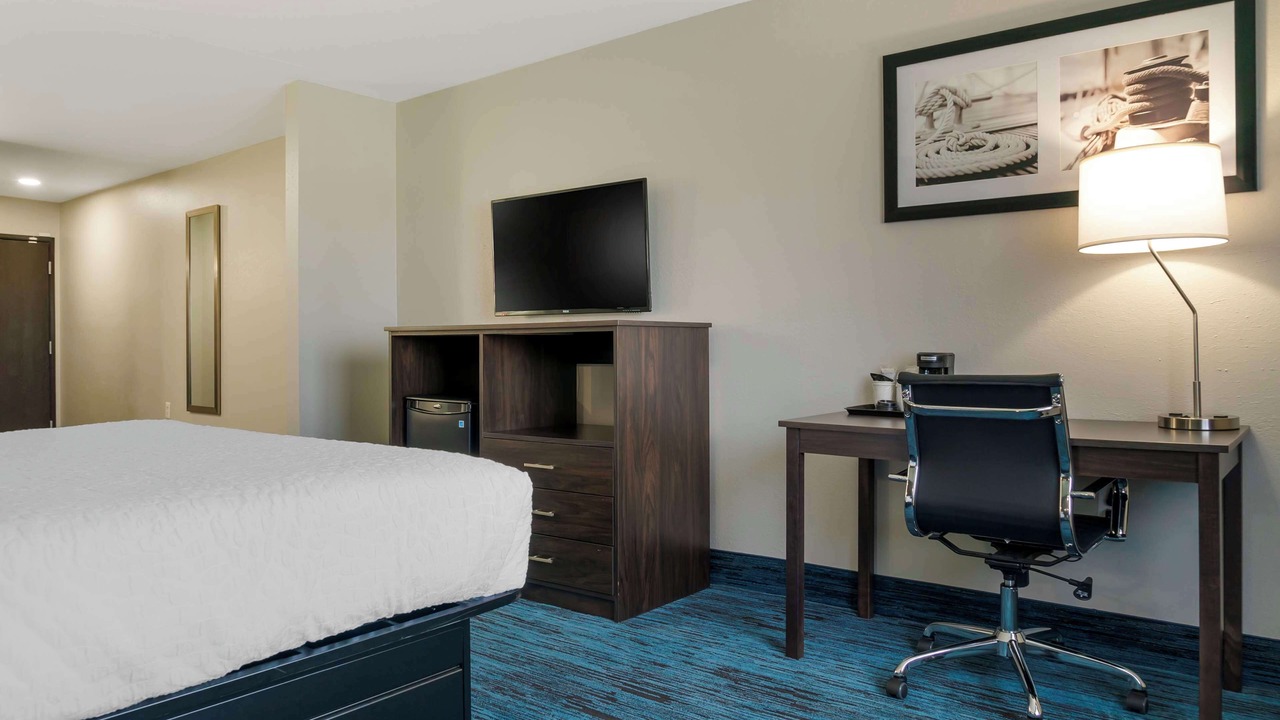 Photo of Bedroom in Clare
