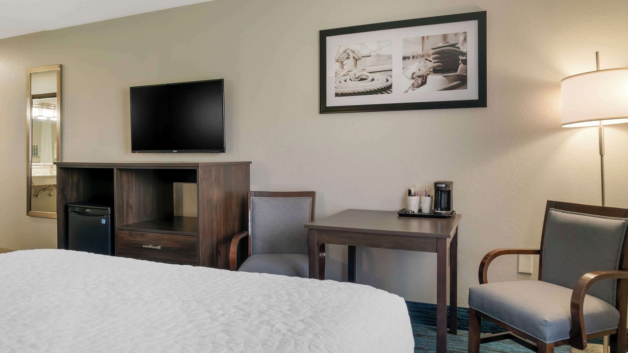 Photo of Bedroom in Clare