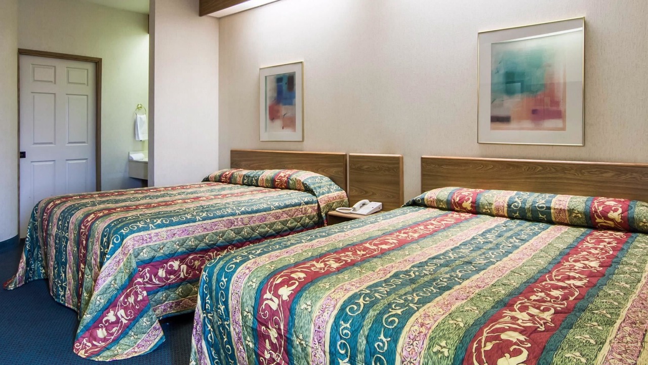 Photo of Others in Salem