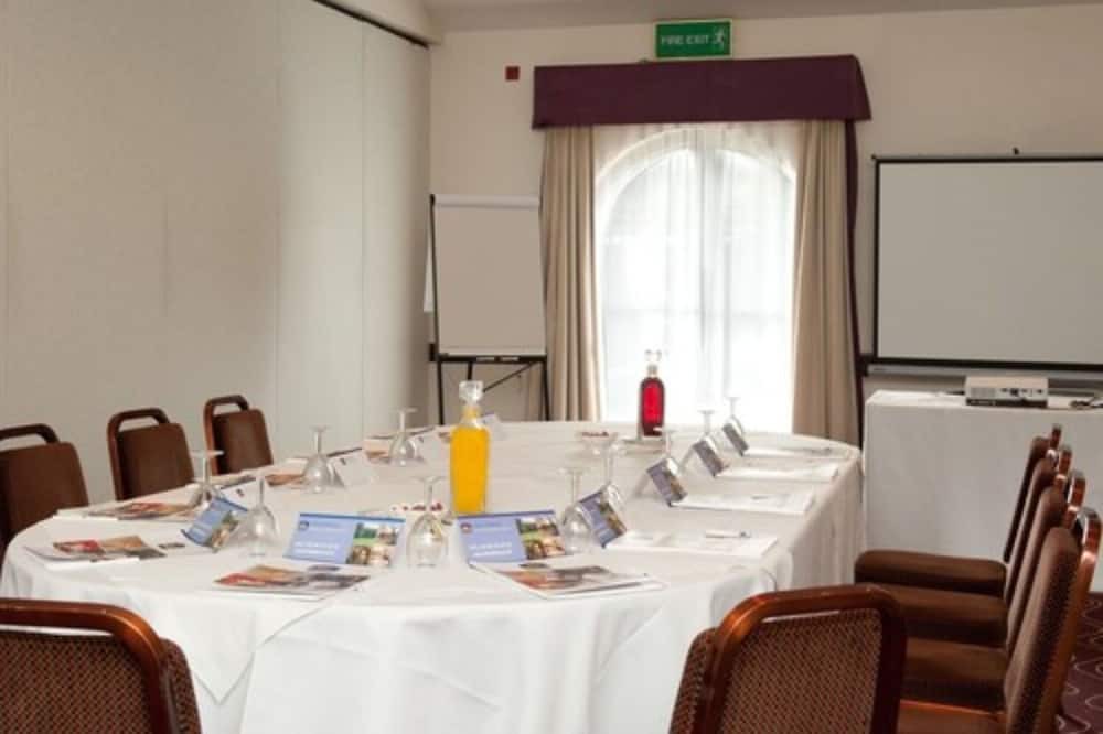 Photo of Others in Buckingham