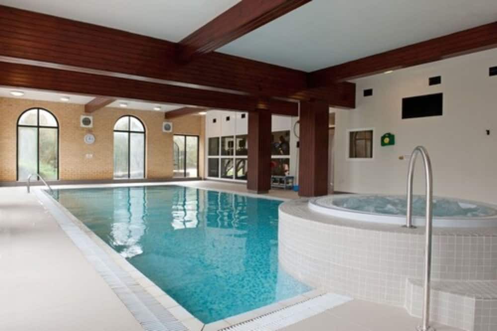 Photo of Others in Buckingham