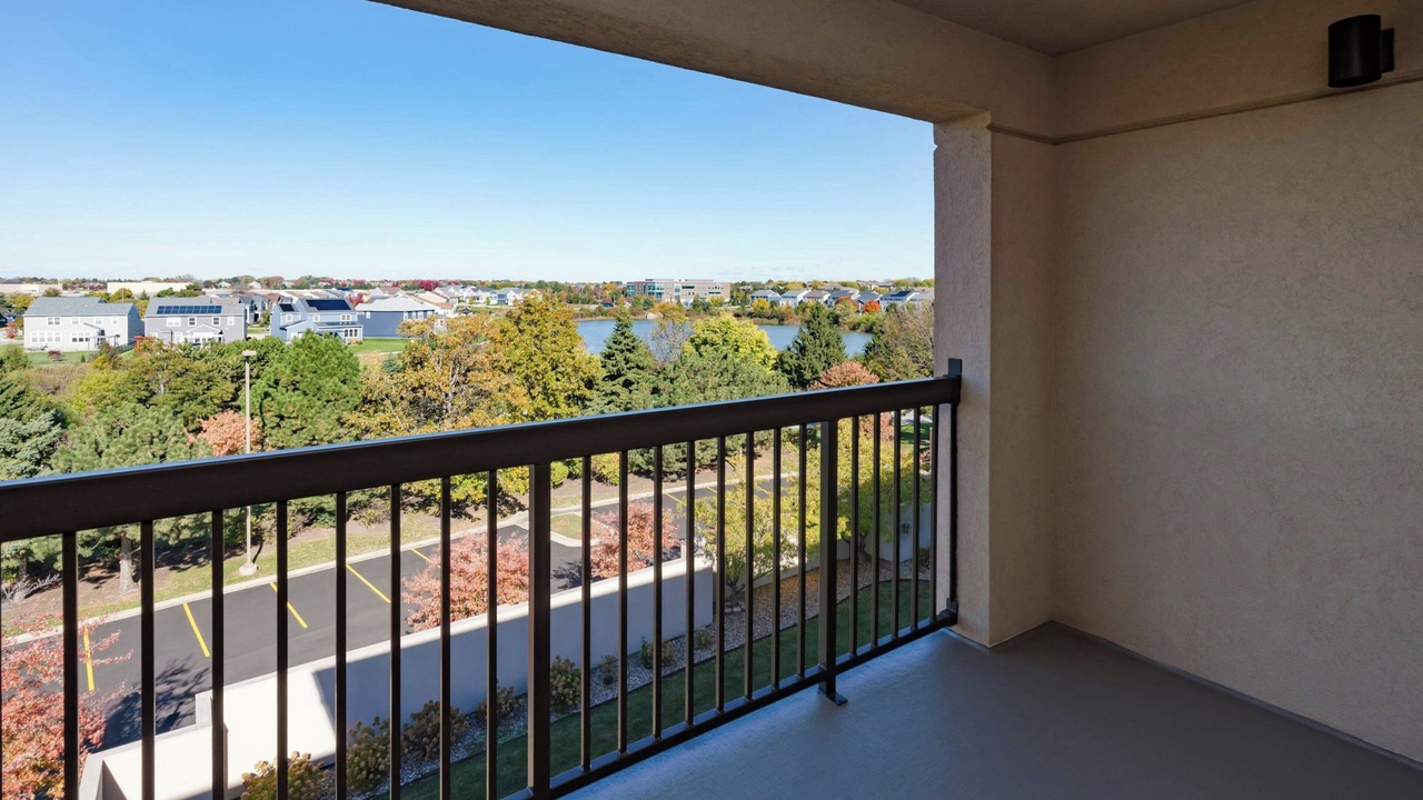 Photo of Others in Bloomingdale