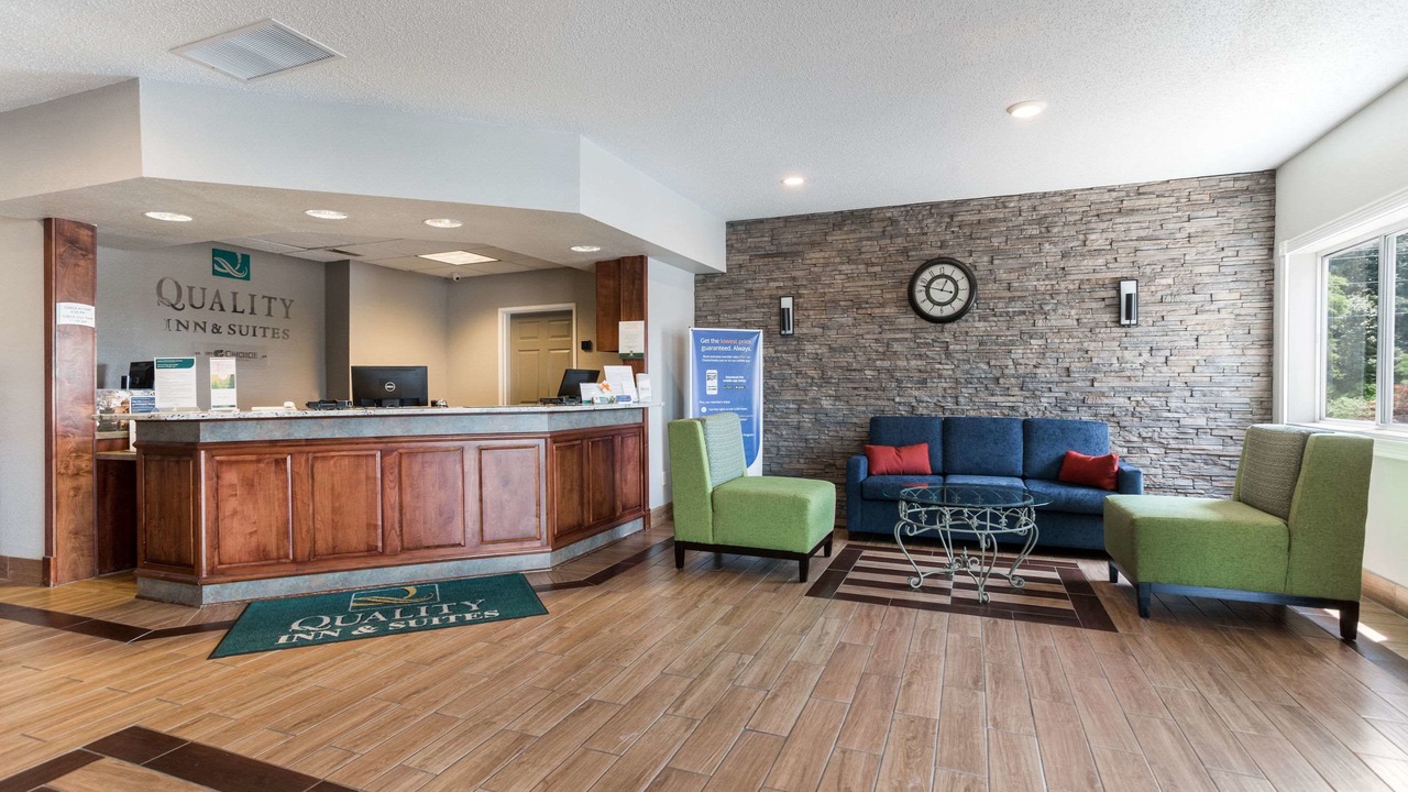 Photo of Others in Ferdinand