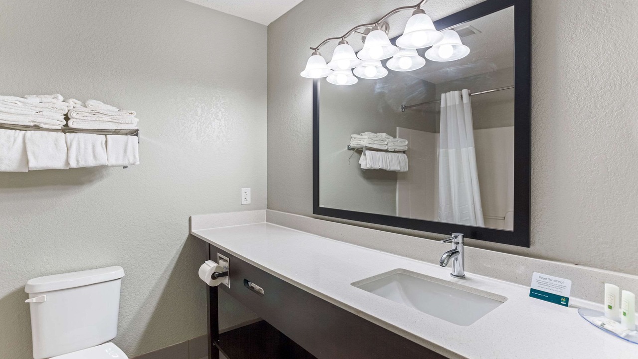 Photo of Others in Ferdinand