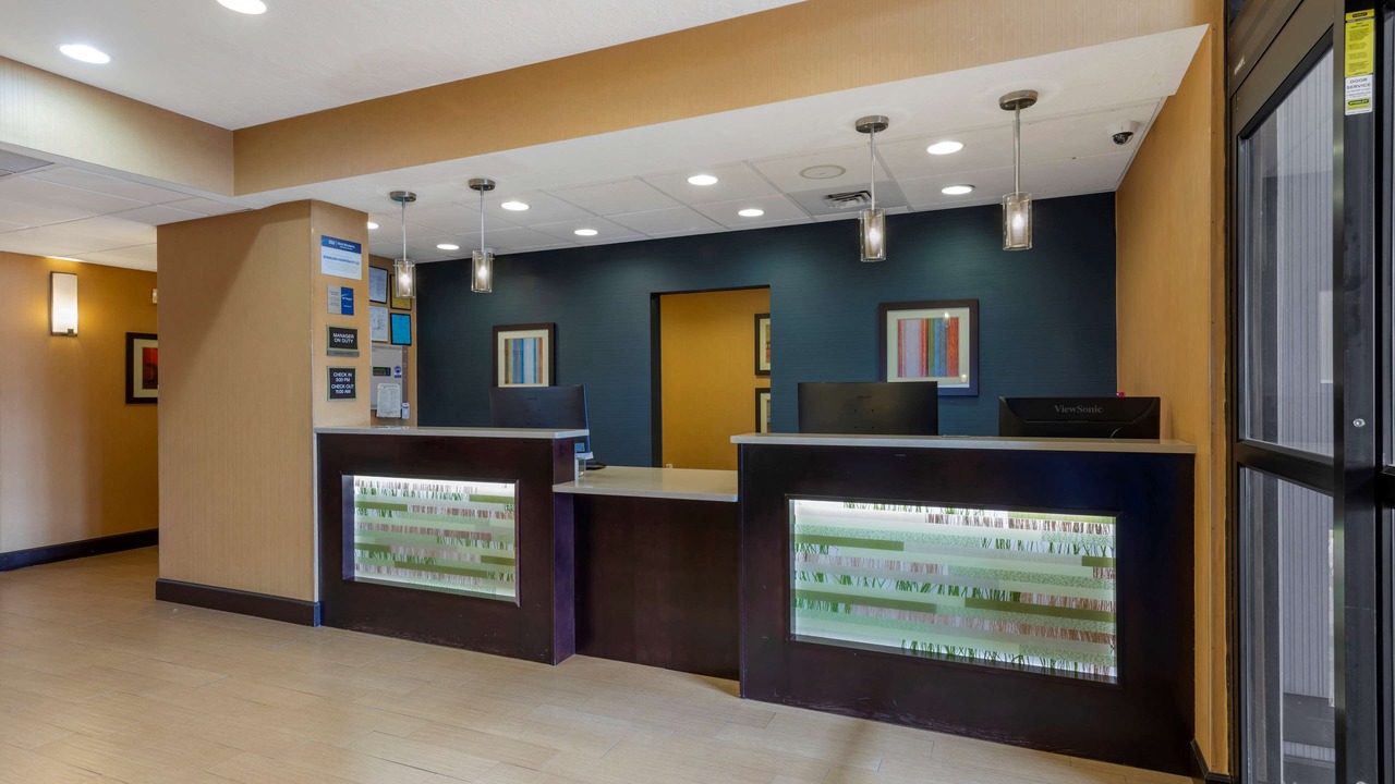 Photo of Others in Gadsden