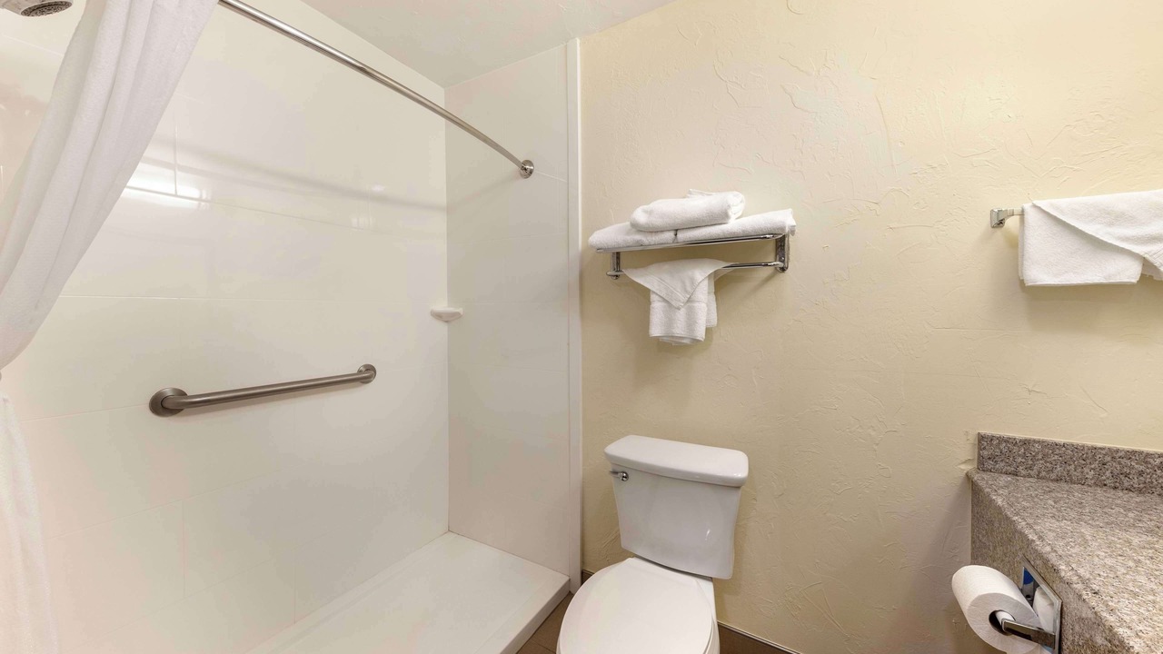 Photo of Bathroom in Moore