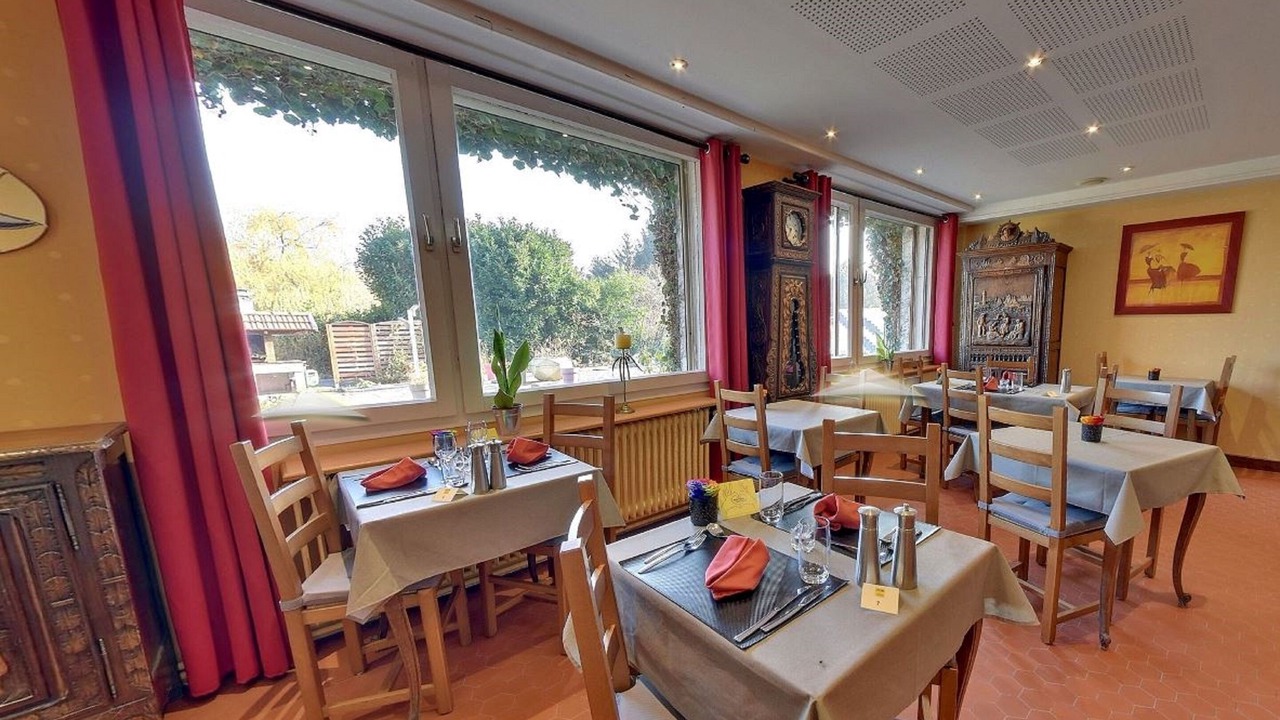 Photo of Others in Mereville