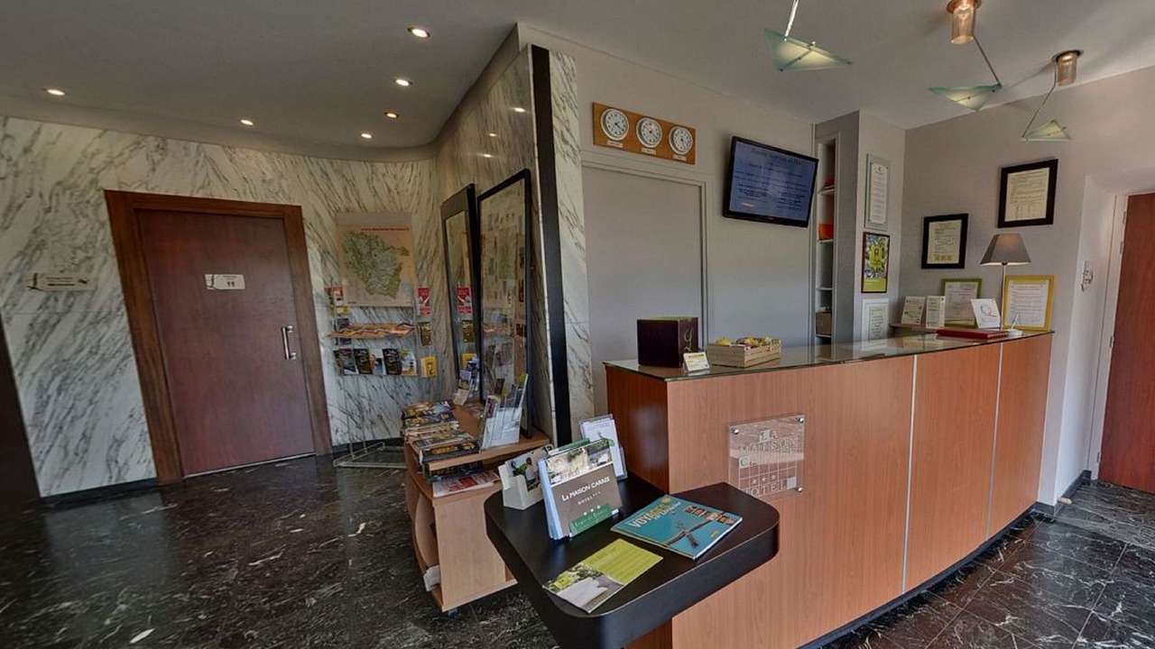 Photo of Others in Mereville