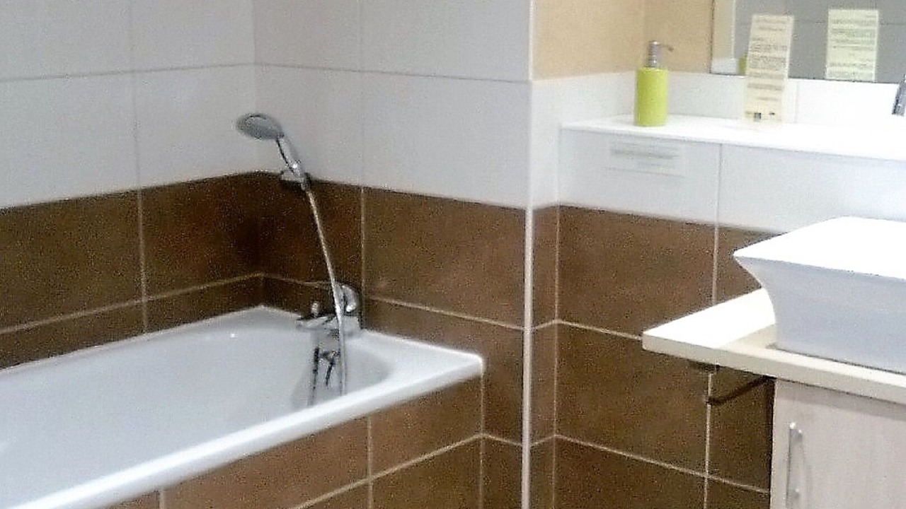 Photo of Others in Mereville