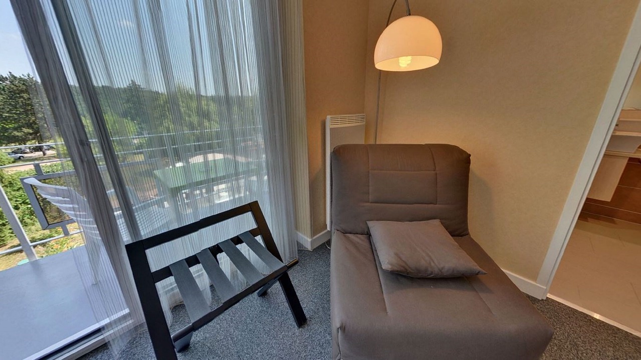 Photo of Bedroom in Mereville