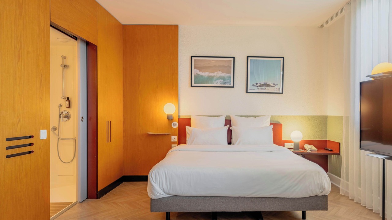 Photo of Bedroom in Calais Frethun