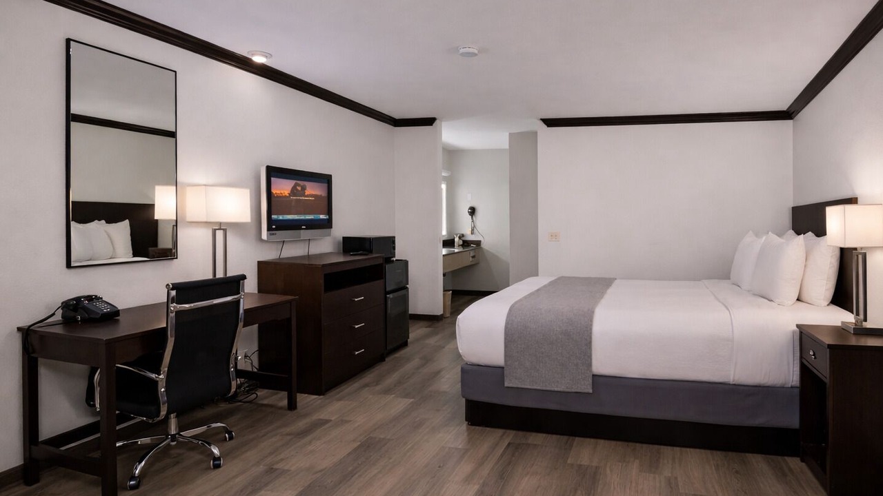 Photo of Bedroom in Midvale