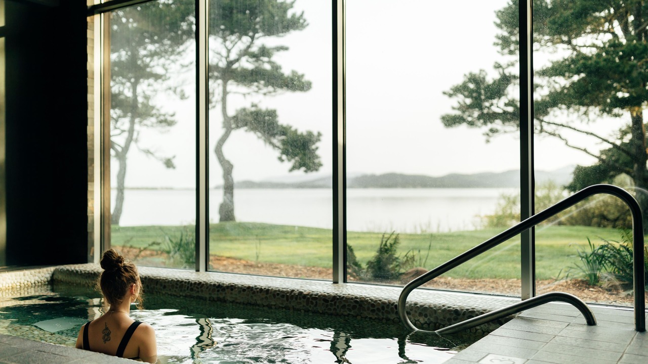Photo of Bedroom in Gleneden Beach