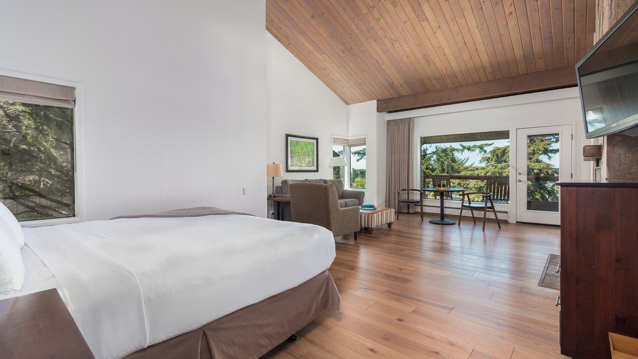 Photo of Bedroom in Gleneden Beach