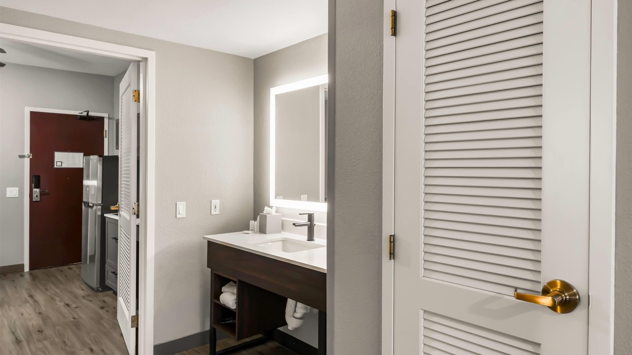 Photo of Bedroom in College Station