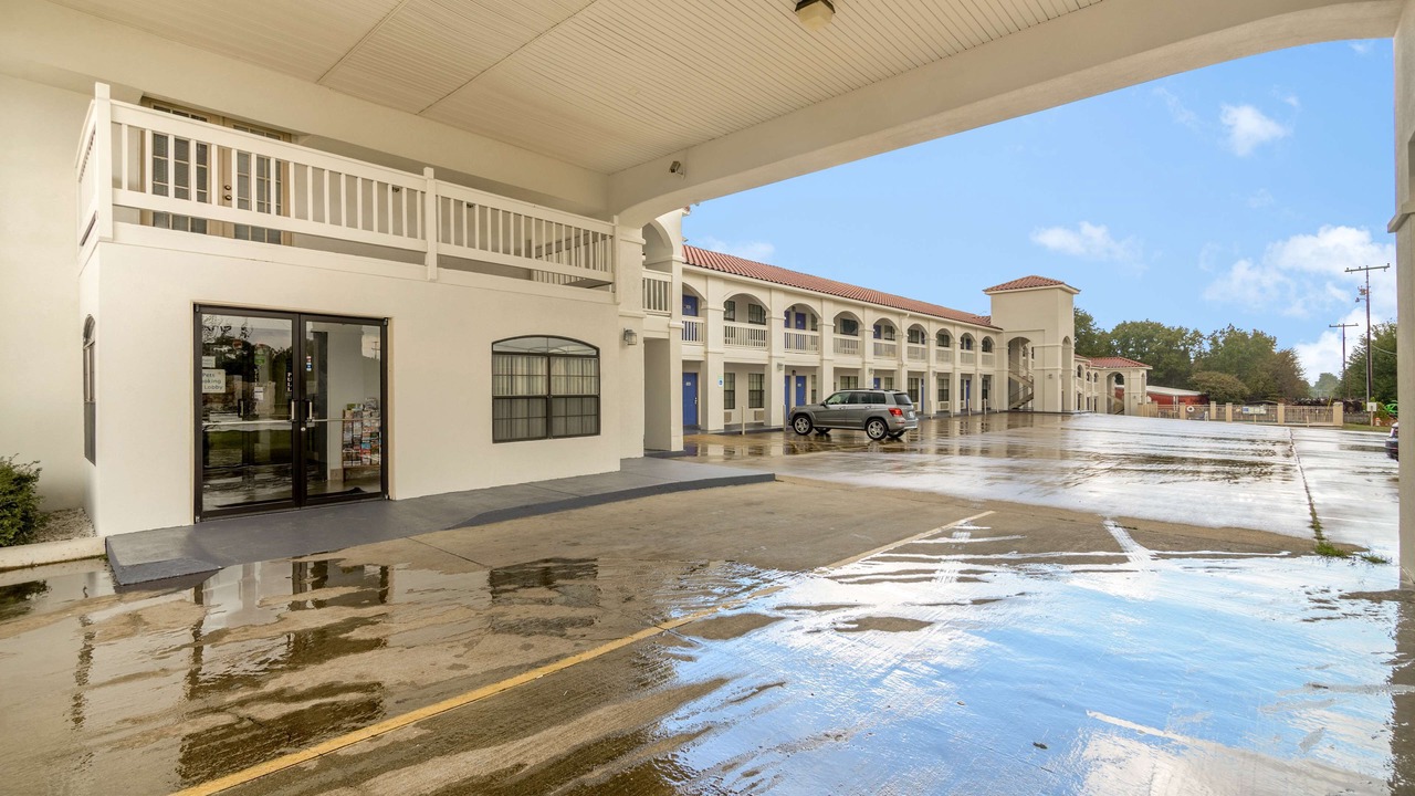 Photo of Outdoor in Canton