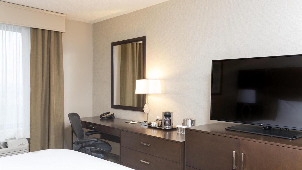 Photo of Bedroom in Russell