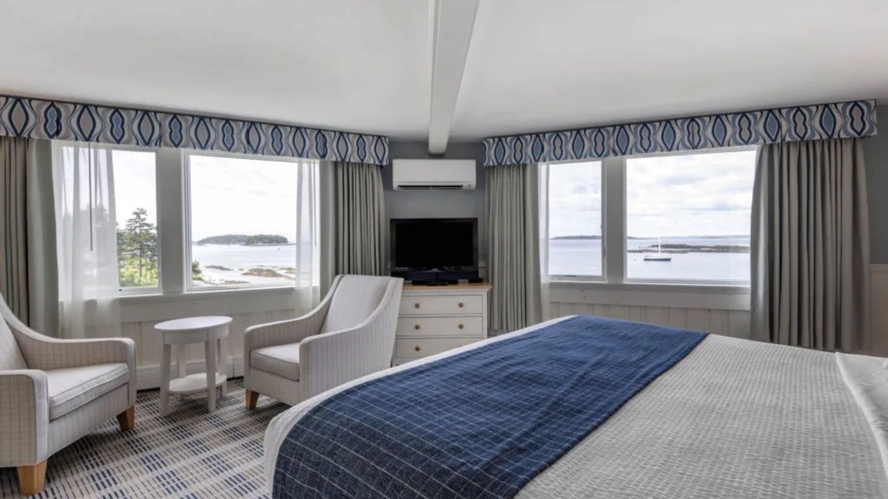 Photo of Bedroom in Sebasco Estates