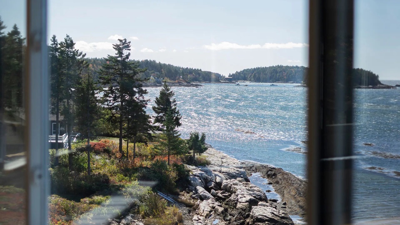 Photo of Bedroom in Sebasco Estates