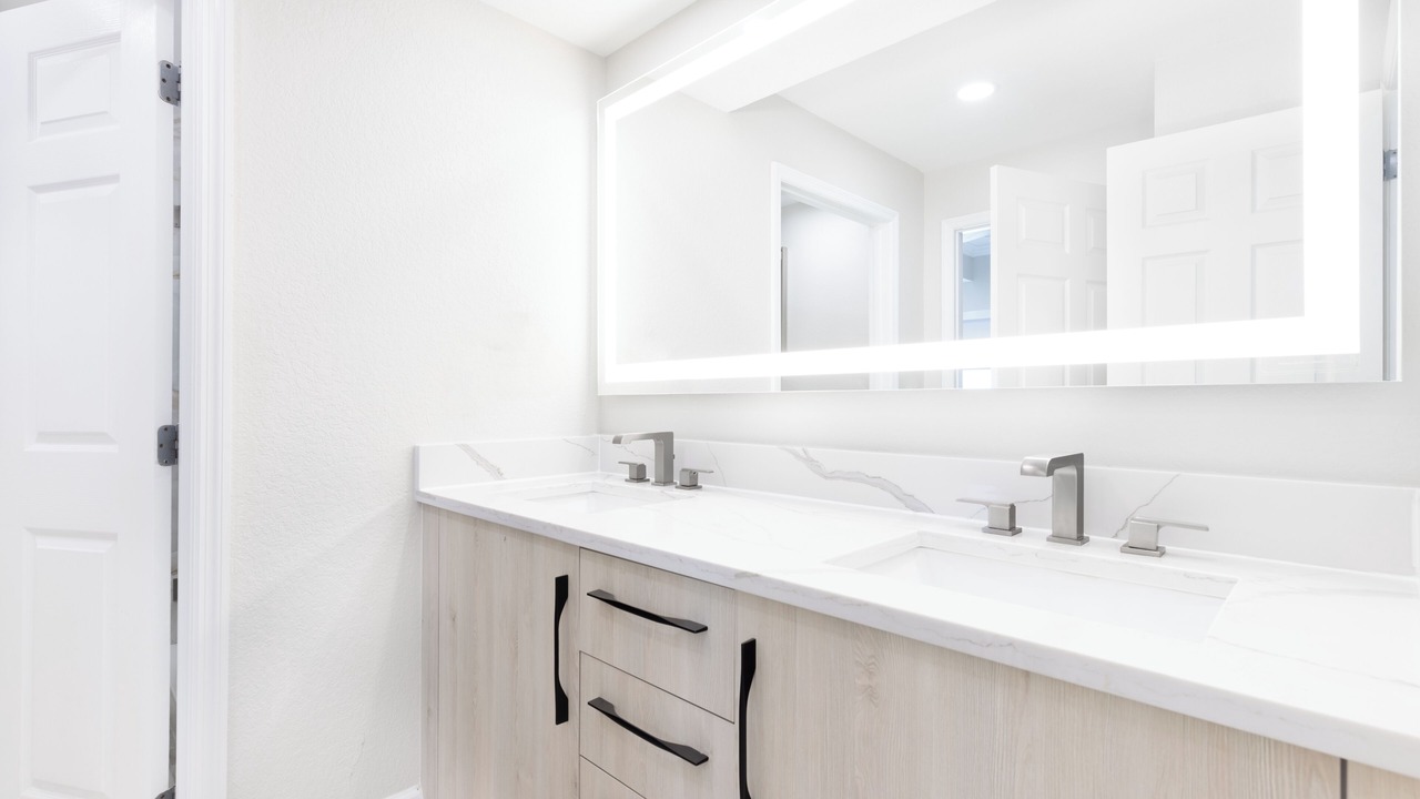 Photo of Bathroom in Florida Center