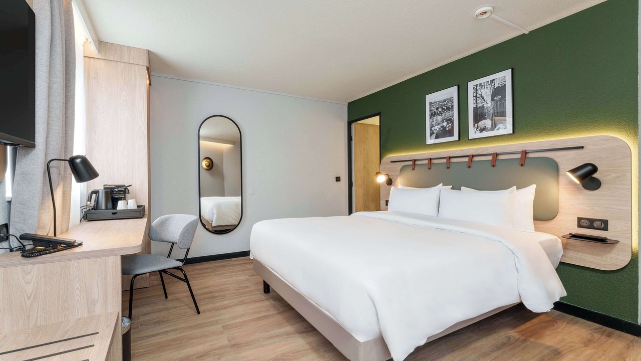 Photo of Bedroom in Curial Cambrai