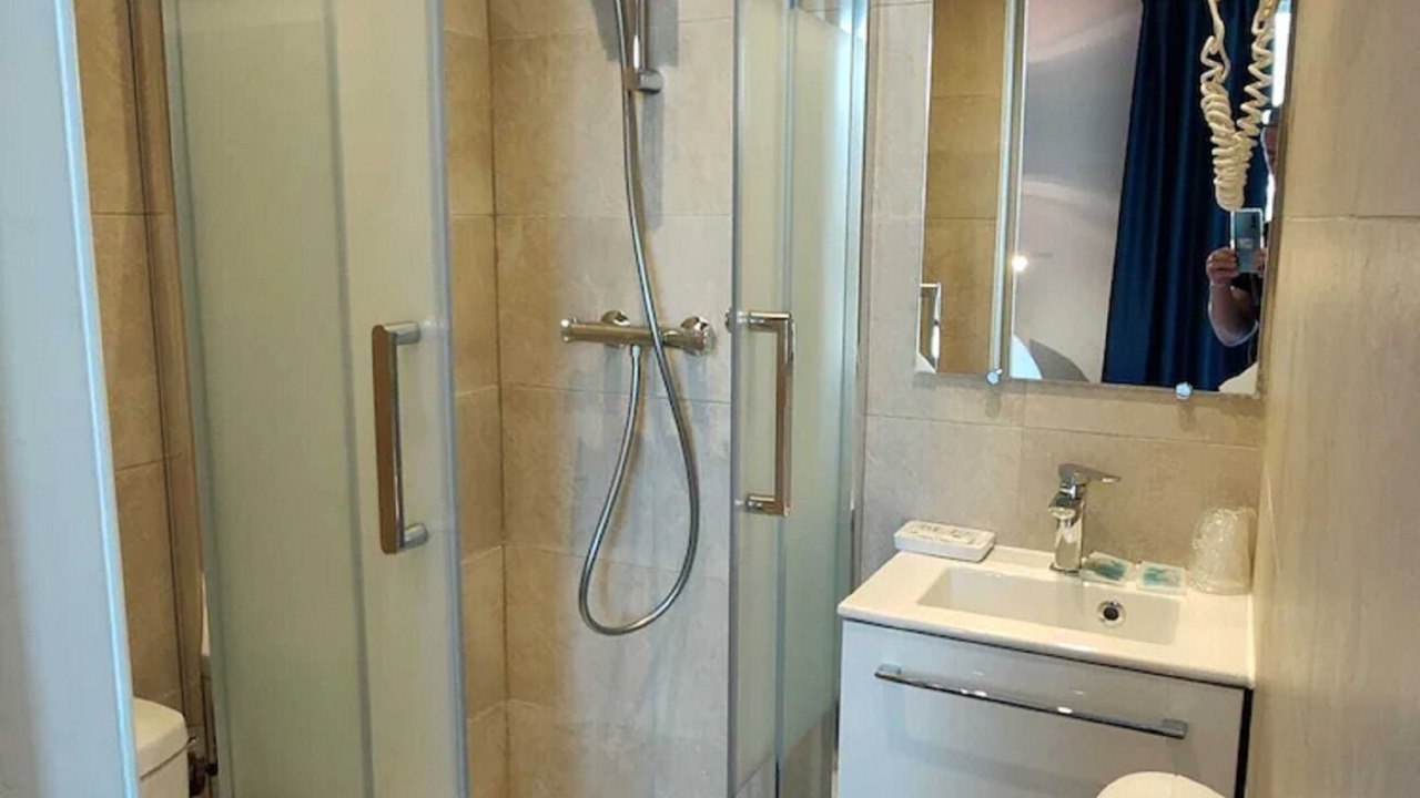 Photo of Bathroom in 10th Arrondissement
