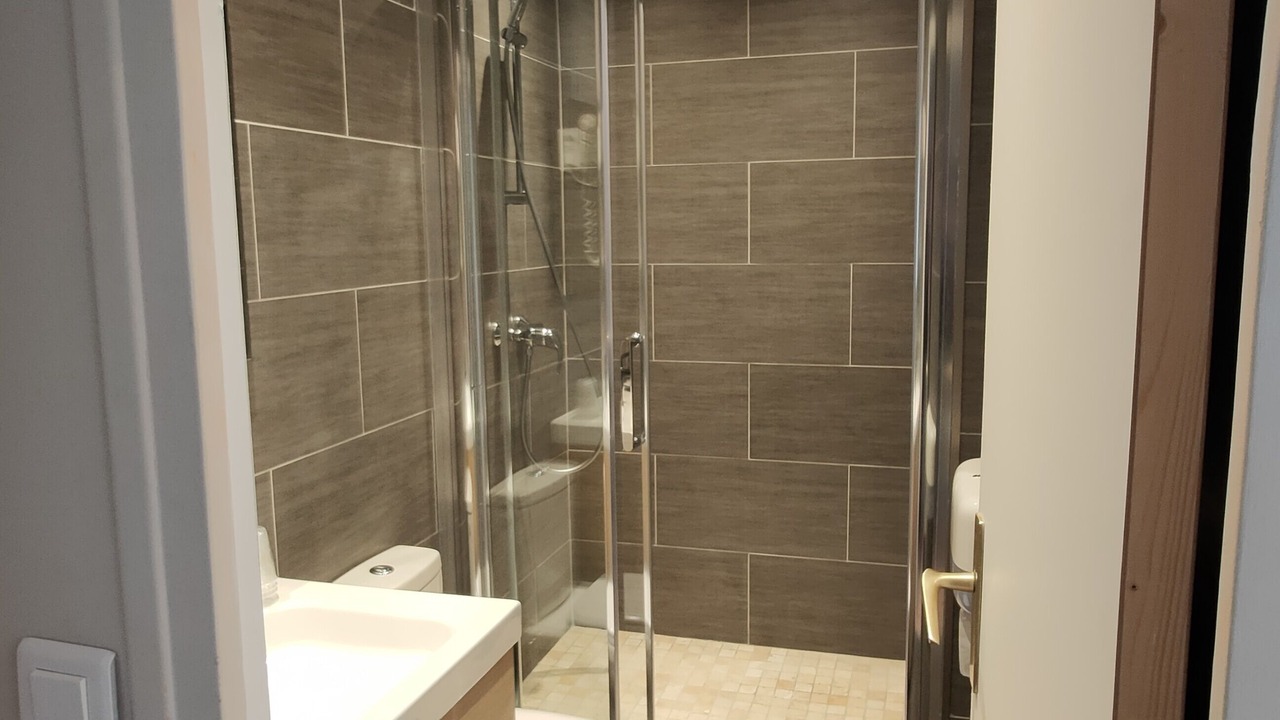 Photo of Bathroom in 10th Arrondissement
