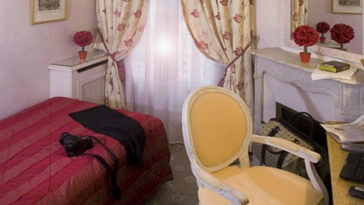 Photo of Bedroom in Passy