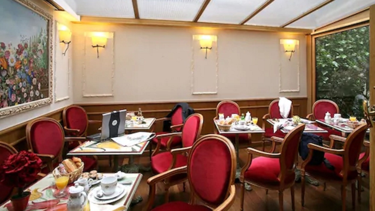 Photo of Others in Passy