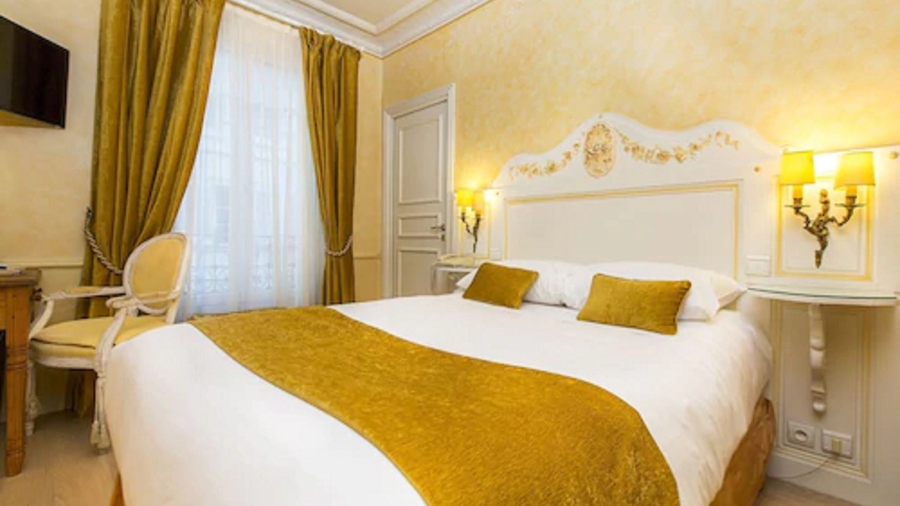 Photo of Bedroom in Passy