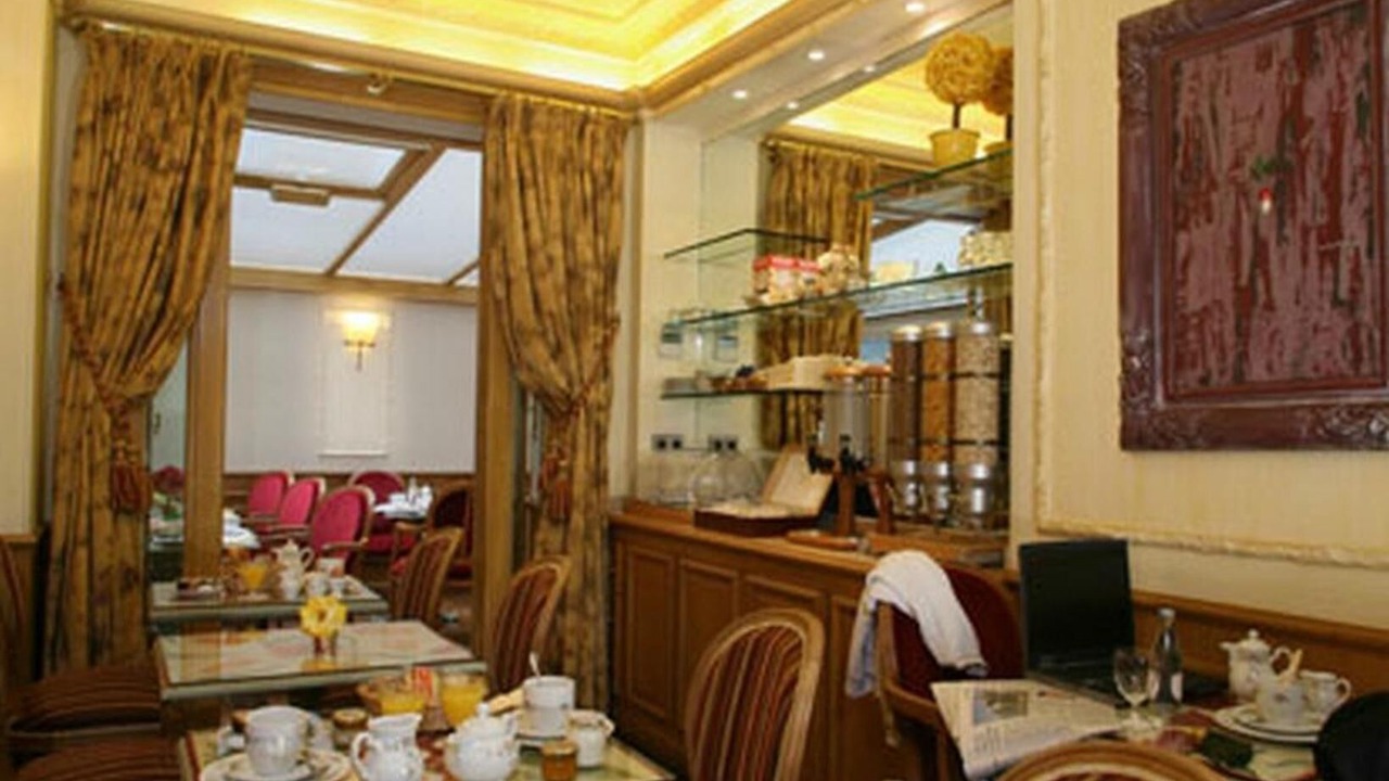 Photo of Others in Passy