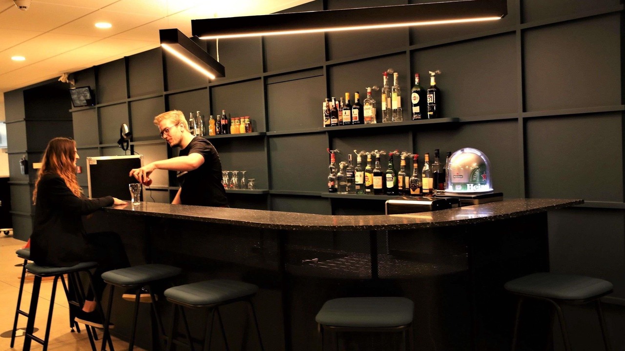 Photo of Outdoor in Poincare - Foch - Anatole France - Croix de Bourgogne