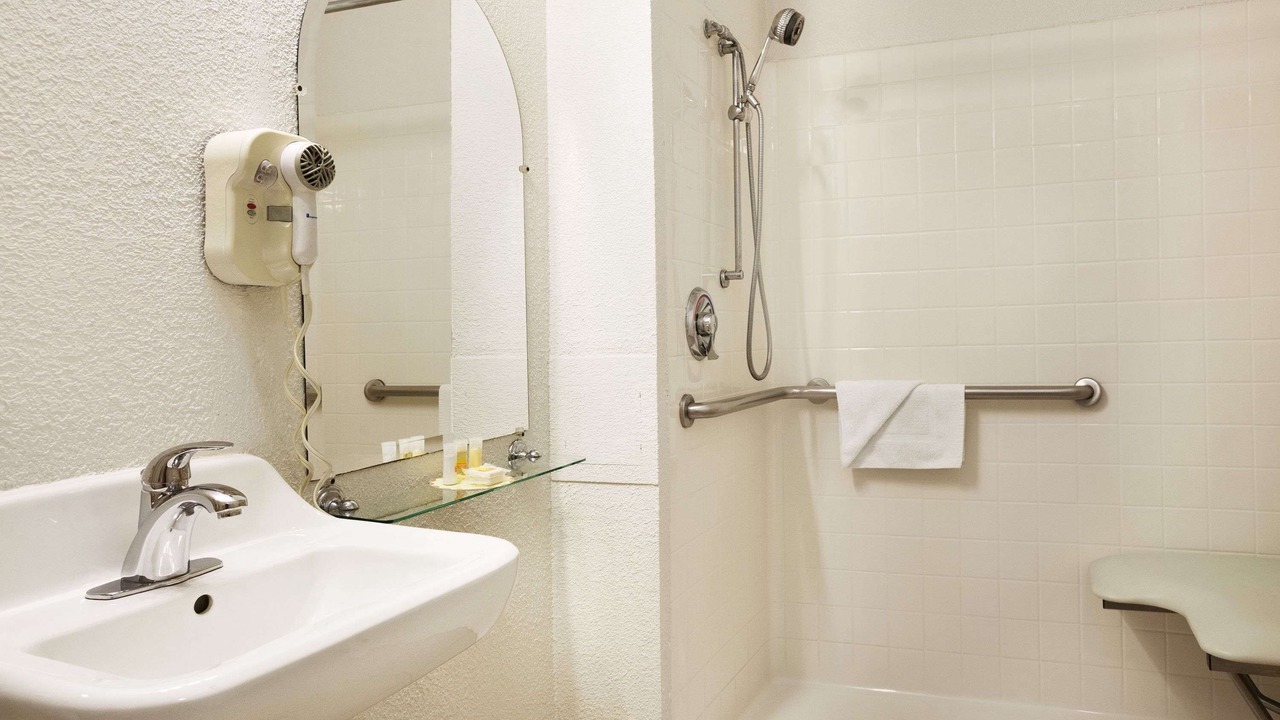 Photo of Bathroom in Oceanside