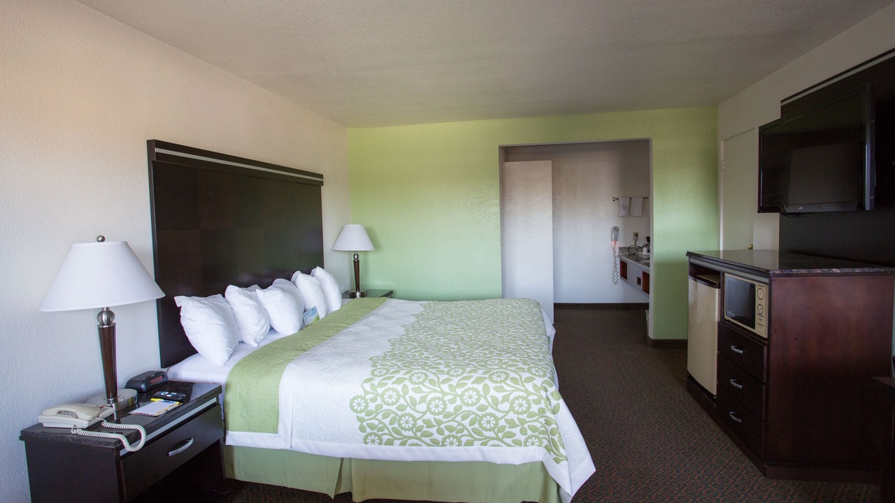 Photo of Bedroom in Oceanside