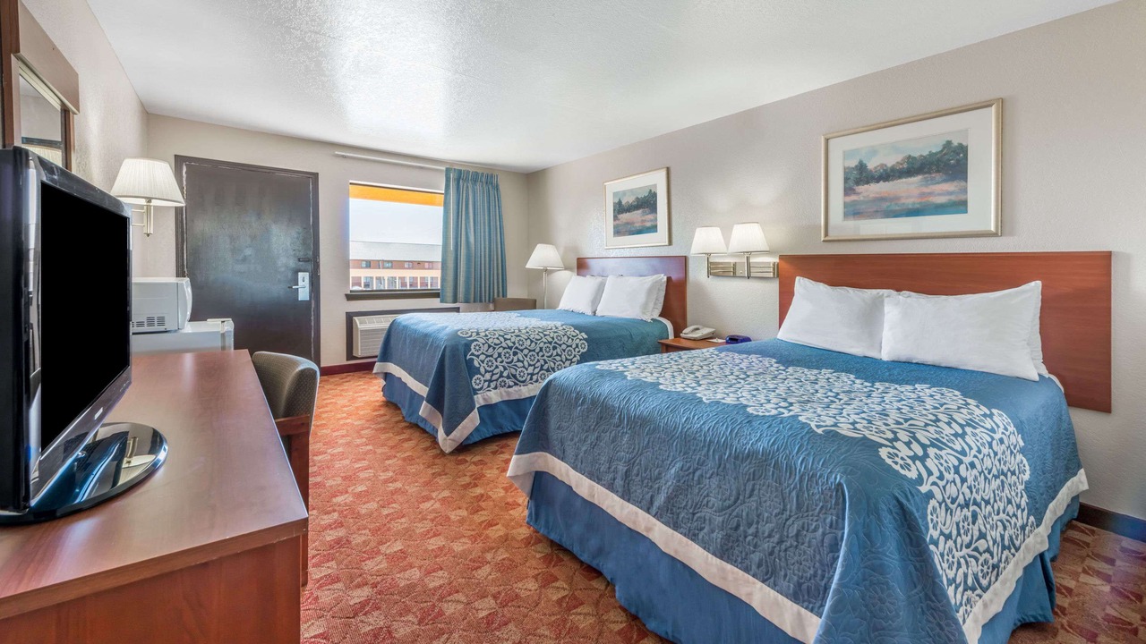 Photo of Bedroom in Russell