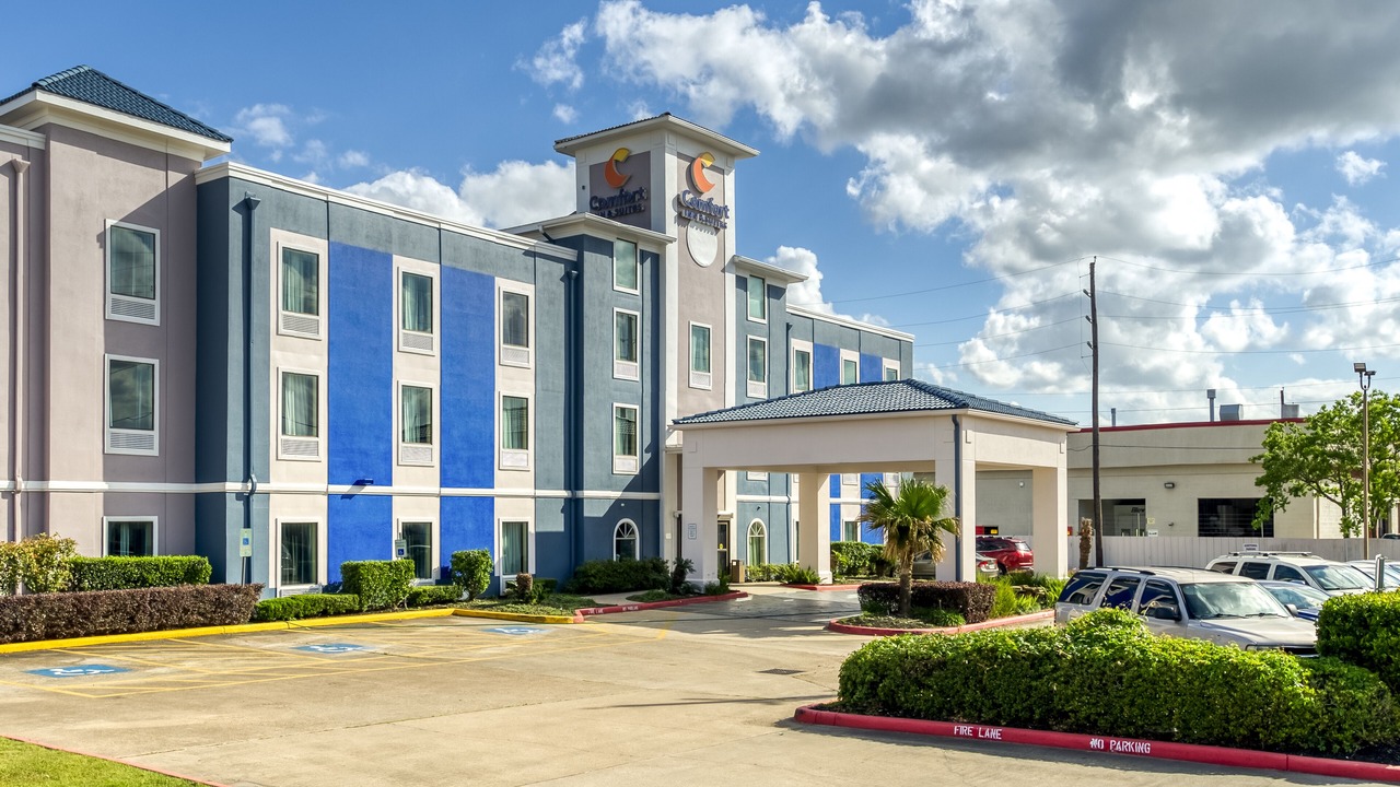 Photo of Outdoor in FM 1960