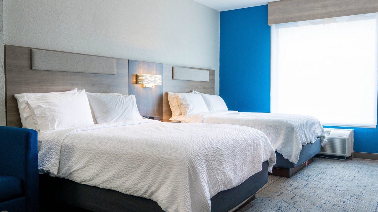 Photo of Bedroom in Hiawassee