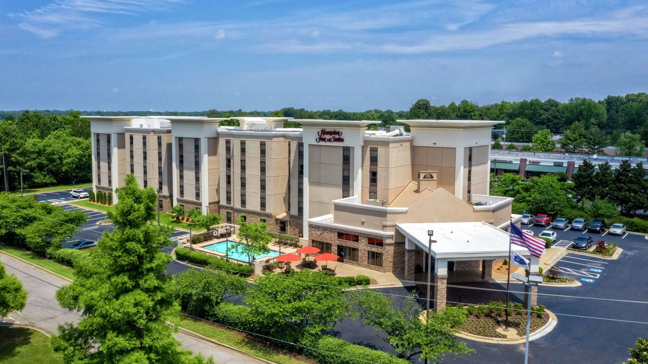 Photo of Buildings in Wolfchase