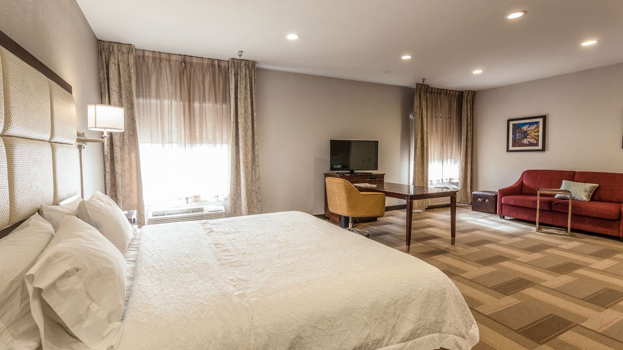 Photo of Bedroom in Southeast Colorado Springs