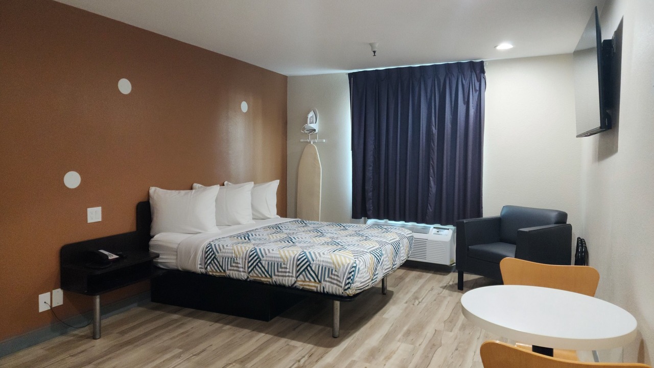 Photo of Bedroom in Cameron Park