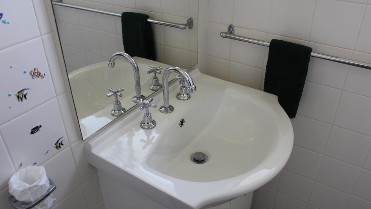 Photo of Bathroom in Gilgandra